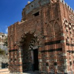 Abbazia dei Santi Pietro e Paolo d'Agrò - portale d'ingresso
