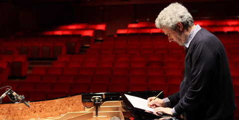 Nicola piovani dirige l’Orchestra Sinfonica Giovanile del Conservatorio “Vincenzo Bellini”